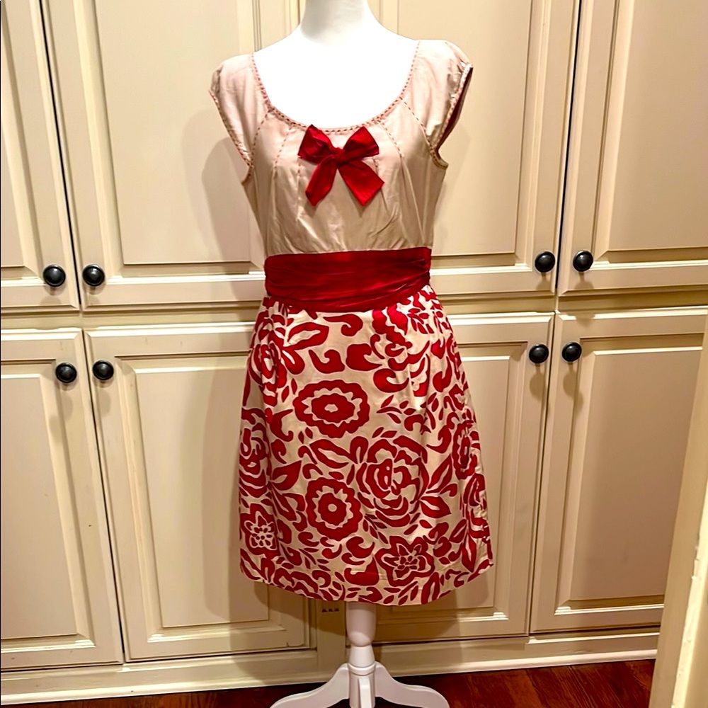Baraschi Y2K red and tan floral dress